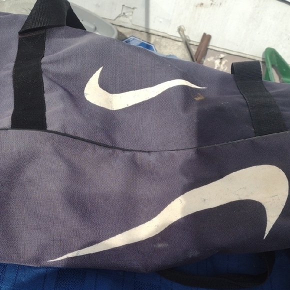 Nike Duffel Bag in Black and White - Picture 1 of 2